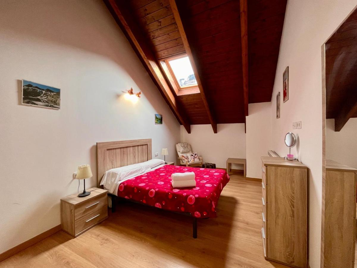 Apartamento Bpirineos-Ardones Benasque Exterior foto